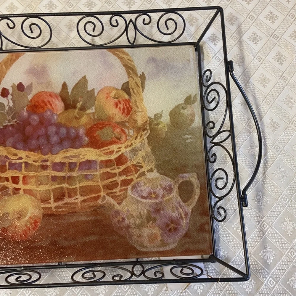 HP! Glass Cutting Board with Serving Tray